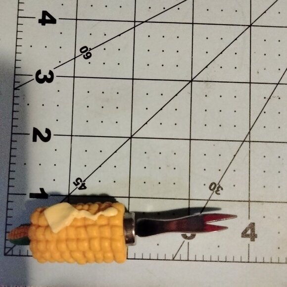 Corn Cob Holder Hors d oeuvres Pick Butter Pat Boston Warehouse - Picture 3 of 5